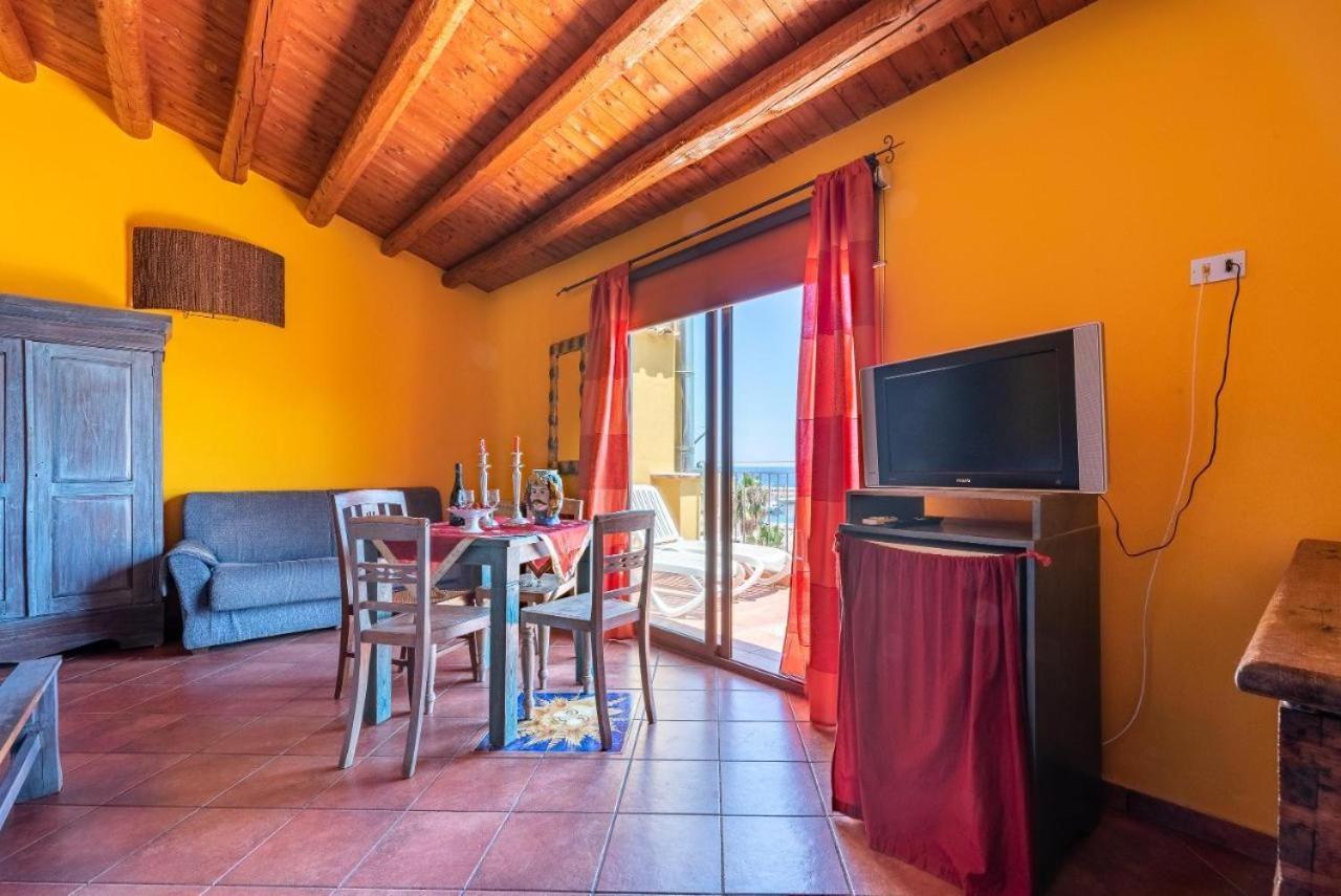 Stenopus Greco Casa Per Affitti Turistici 3*