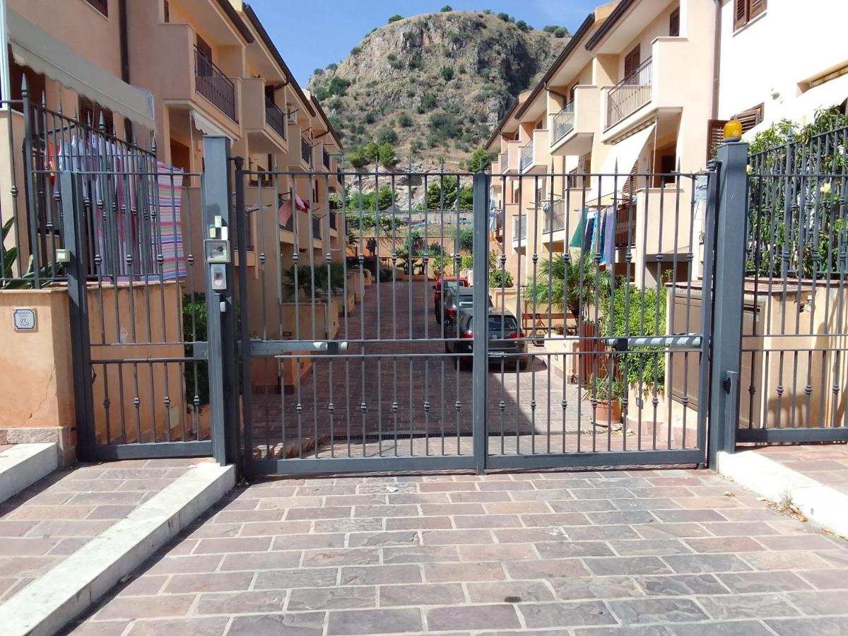 Stenopus Greco Casa Per Affitti Turistici 3*